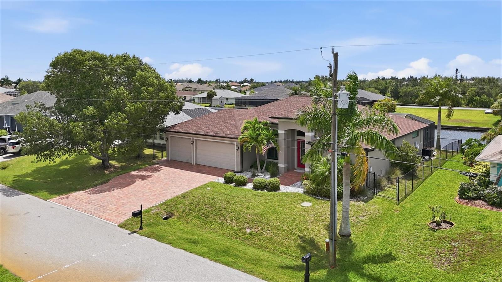9404 SPRING CIR, PORT CHARLOTTE, FL — photo 59