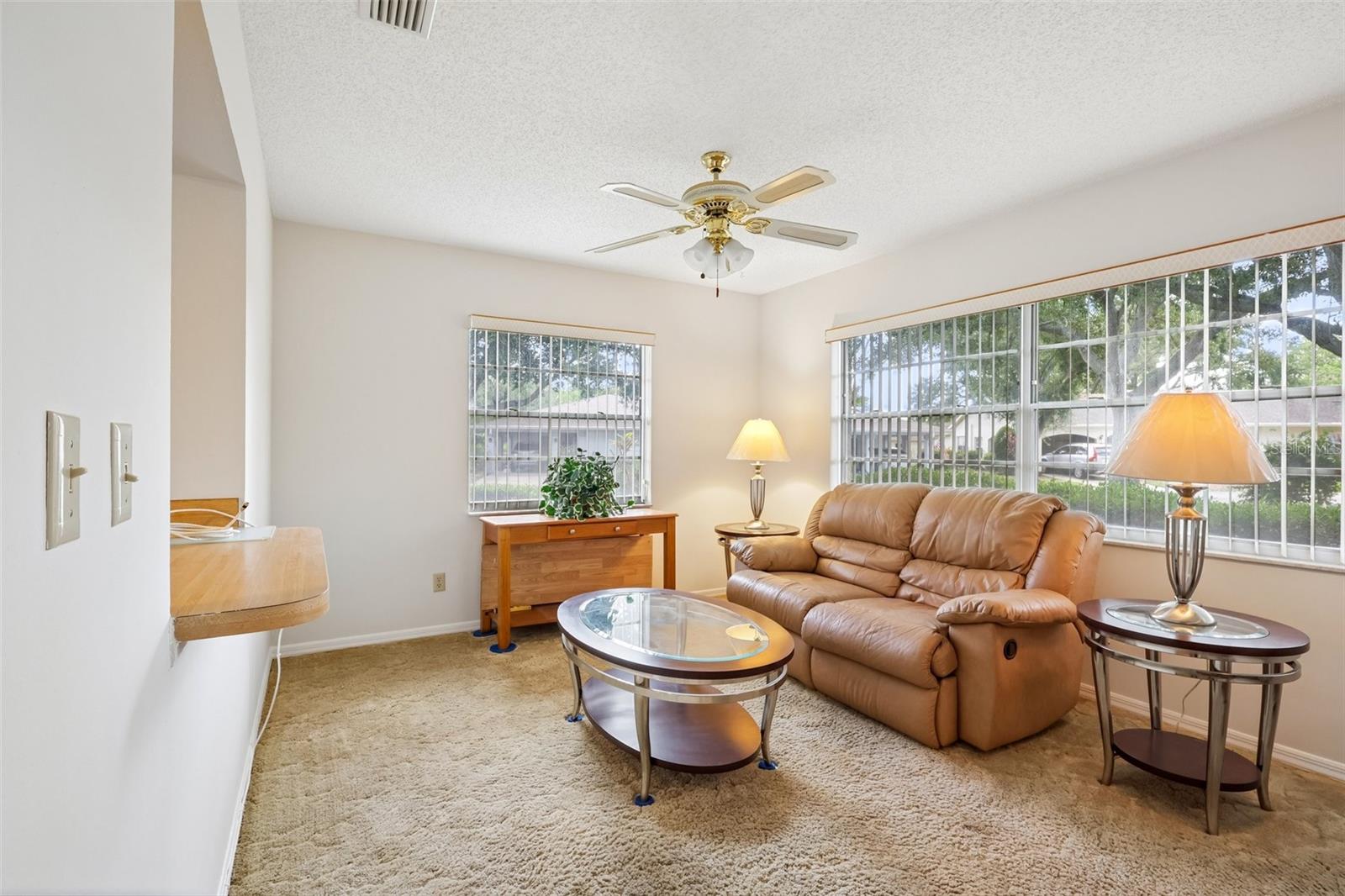 2017 HAMPSTEAD CIR, SUN CITY CENTER, FL — photo 10