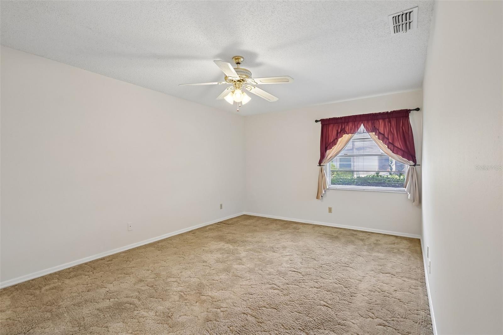 2017 HAMPSTEAD CIR, SUN CITY CENTER, FL — photo 18