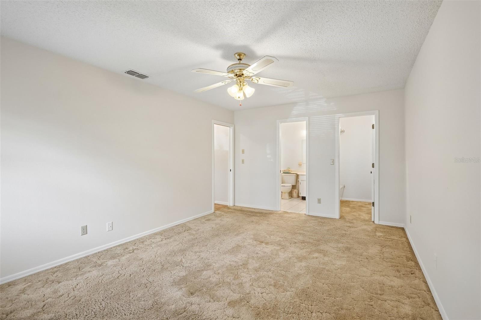 2017 HAMPSTEAD CIR, SUN CITY CENTER, FL — photo 19