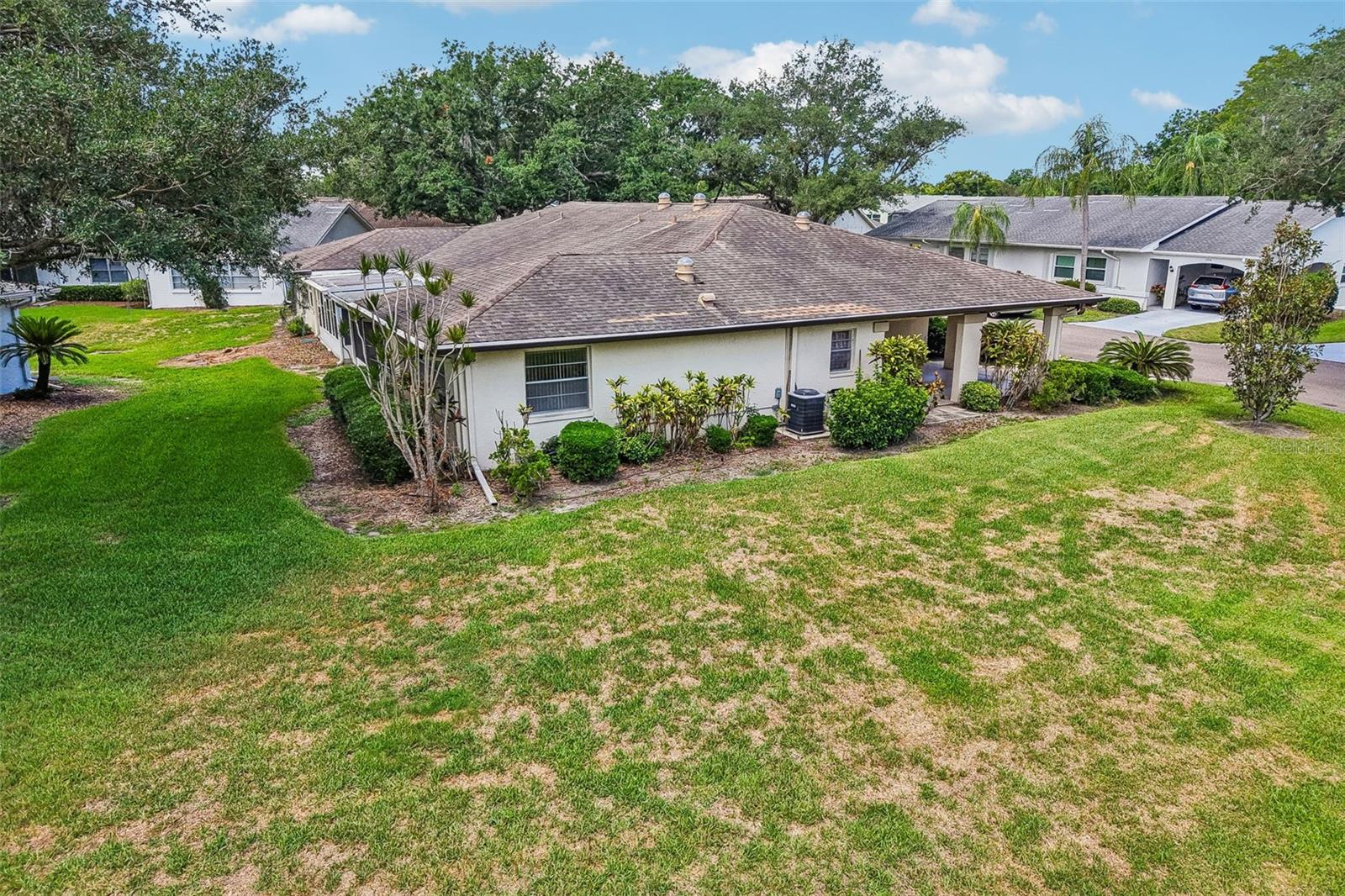 2017 HAMPSTEAD CIR, SUN CITY CENTER, FL — photo 36
