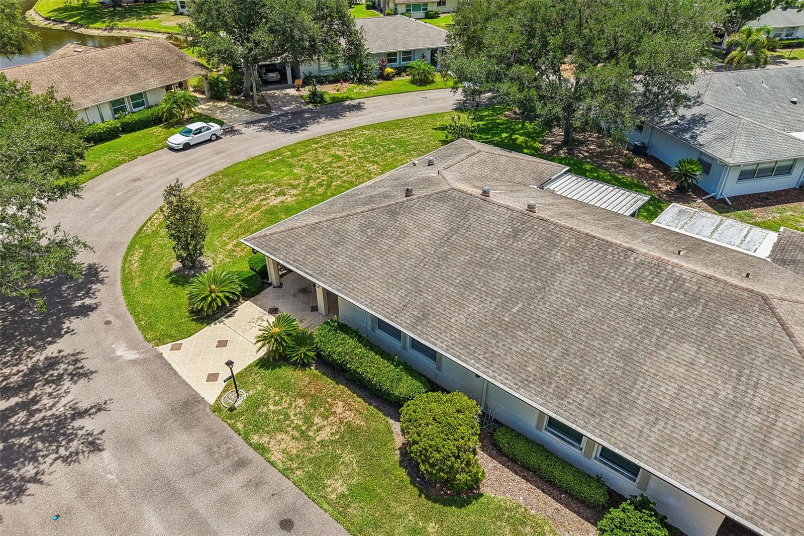 2017 HAMPSTEAD CIR, SUN CITY CENTER, FL — photo 38