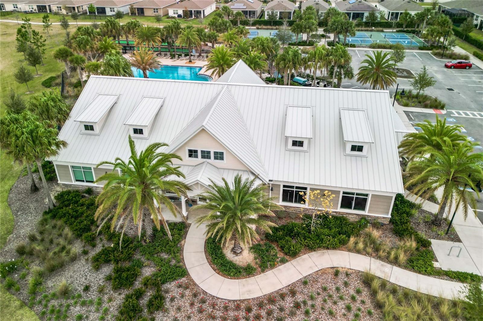 8051 PENROSE PL, WILDWOOD, FL — photo 43