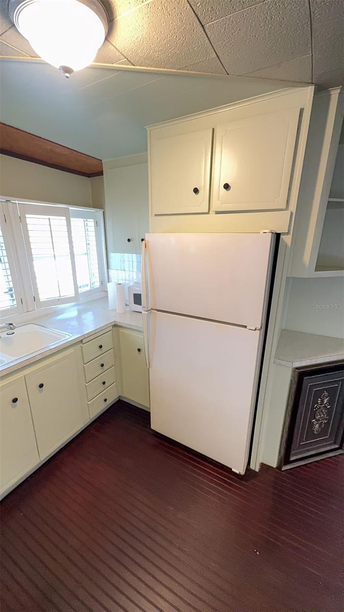 4851 W GANDY BLVD #B4L12, TAMPA, FL — photo 10