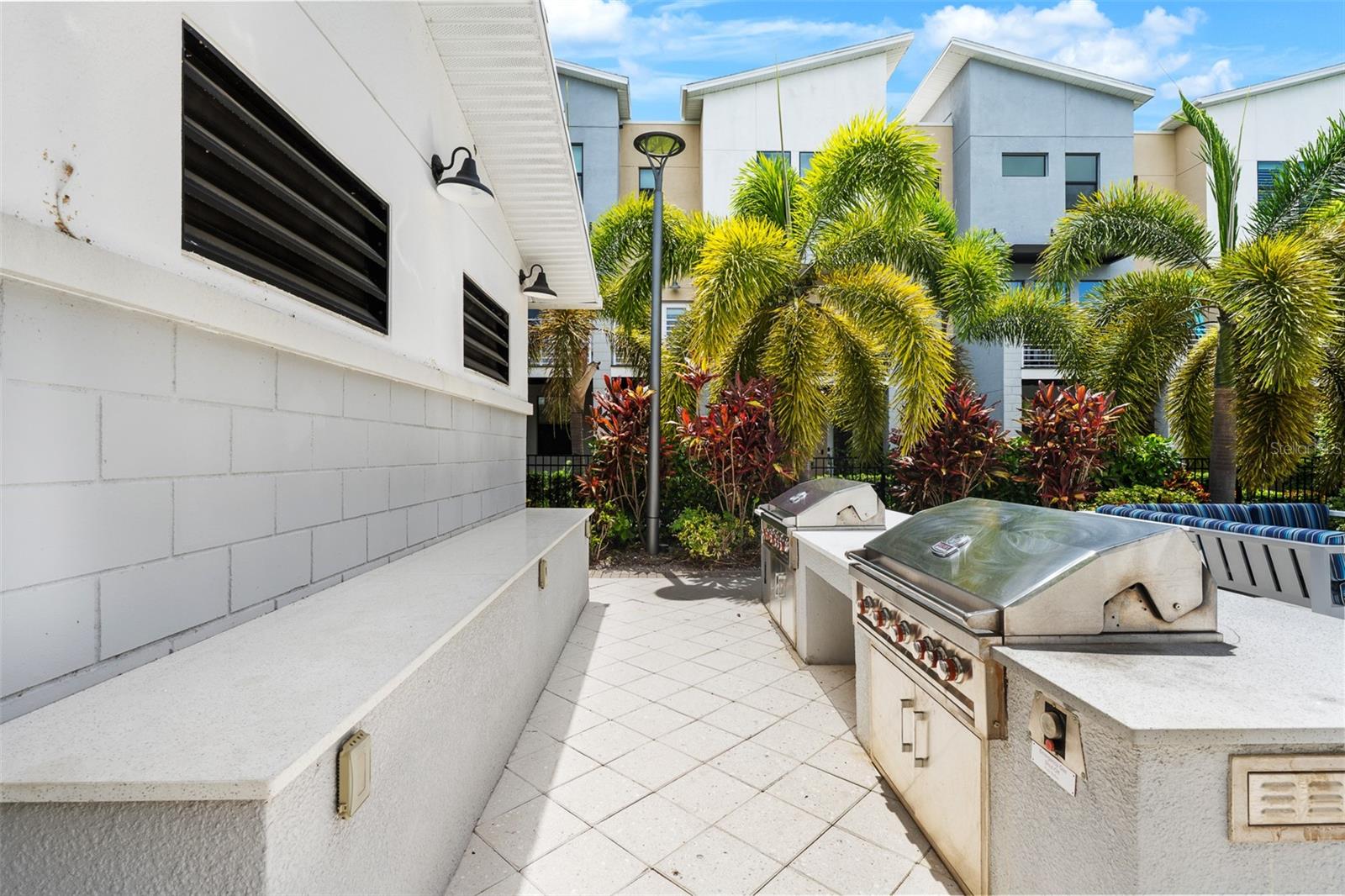 2522 12TH TER N, ST PETERSBURG, FL — photo 32