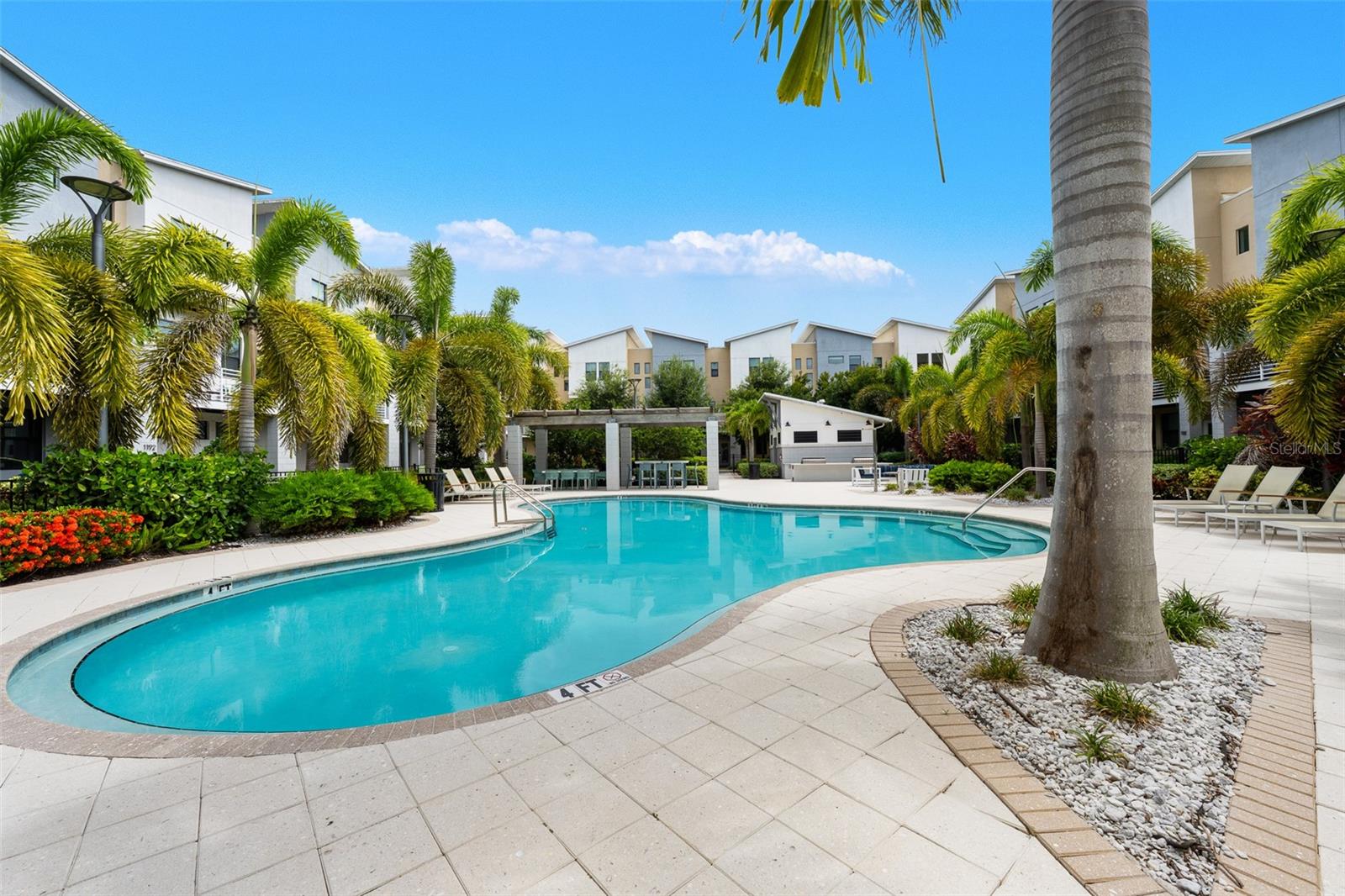 2522 12TH TER N, ST PETERSBURG, FL — photo 36