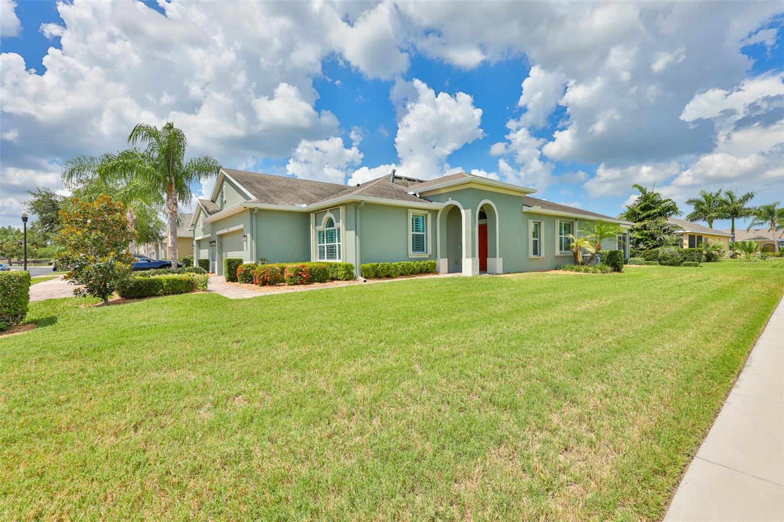 803 CHIPPER DR, SUN CITY CENTER, FL — photo 2