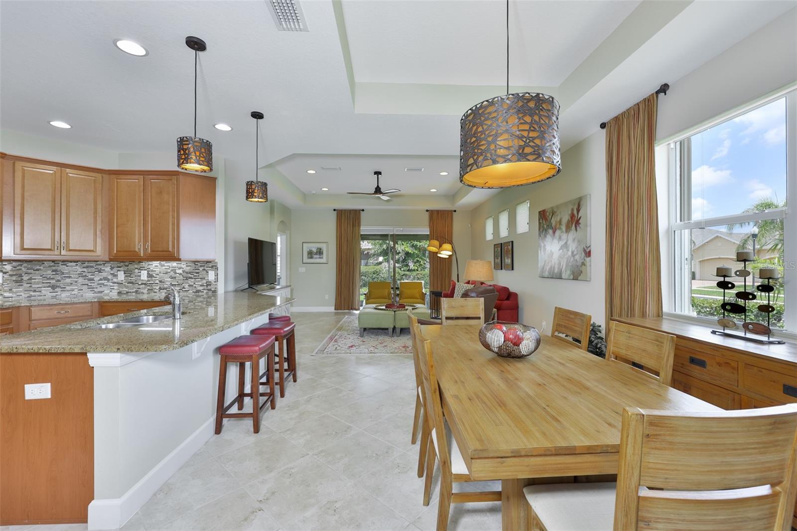 803 CHIPPER DR, SUN CITY CENTER, FL — photo 4