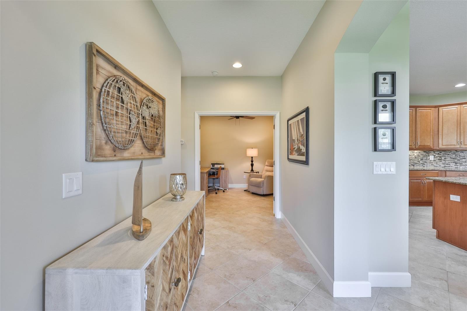 803 CHIPPER DR, SUN CITY CENTER, FL — photo 19