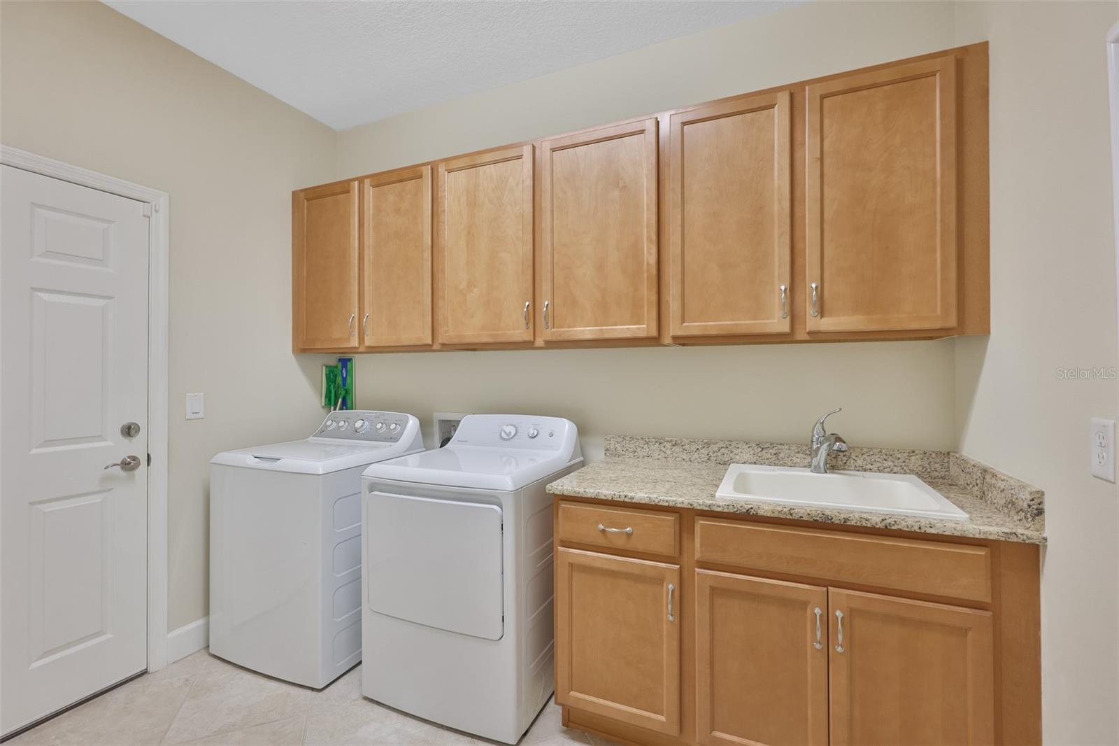 803 CHIPPER DR, SUN CITY CENTER, FL — photo 25