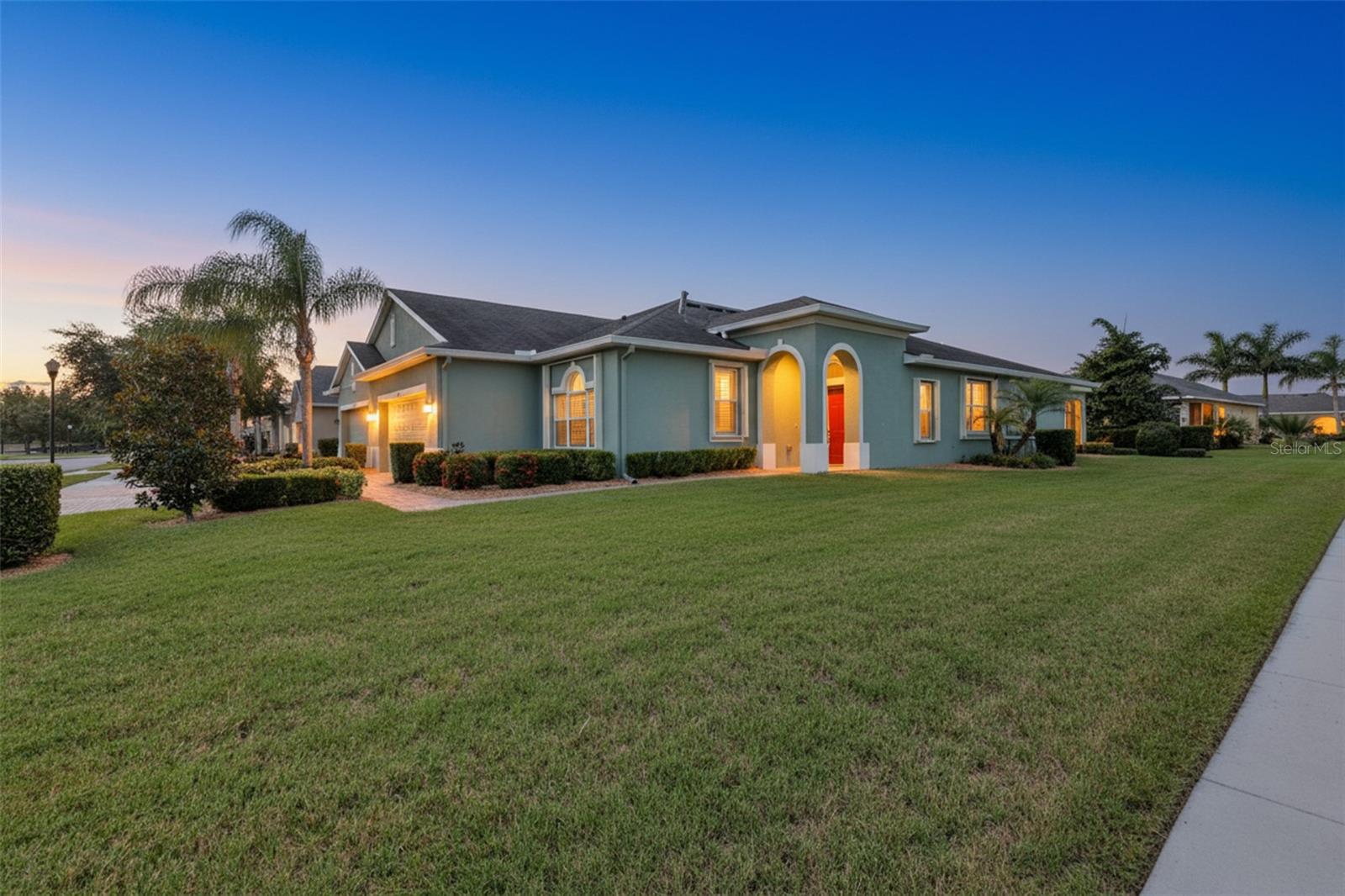 803 CHIPPER DR, SUN CITY CENTER, FL — photo 31