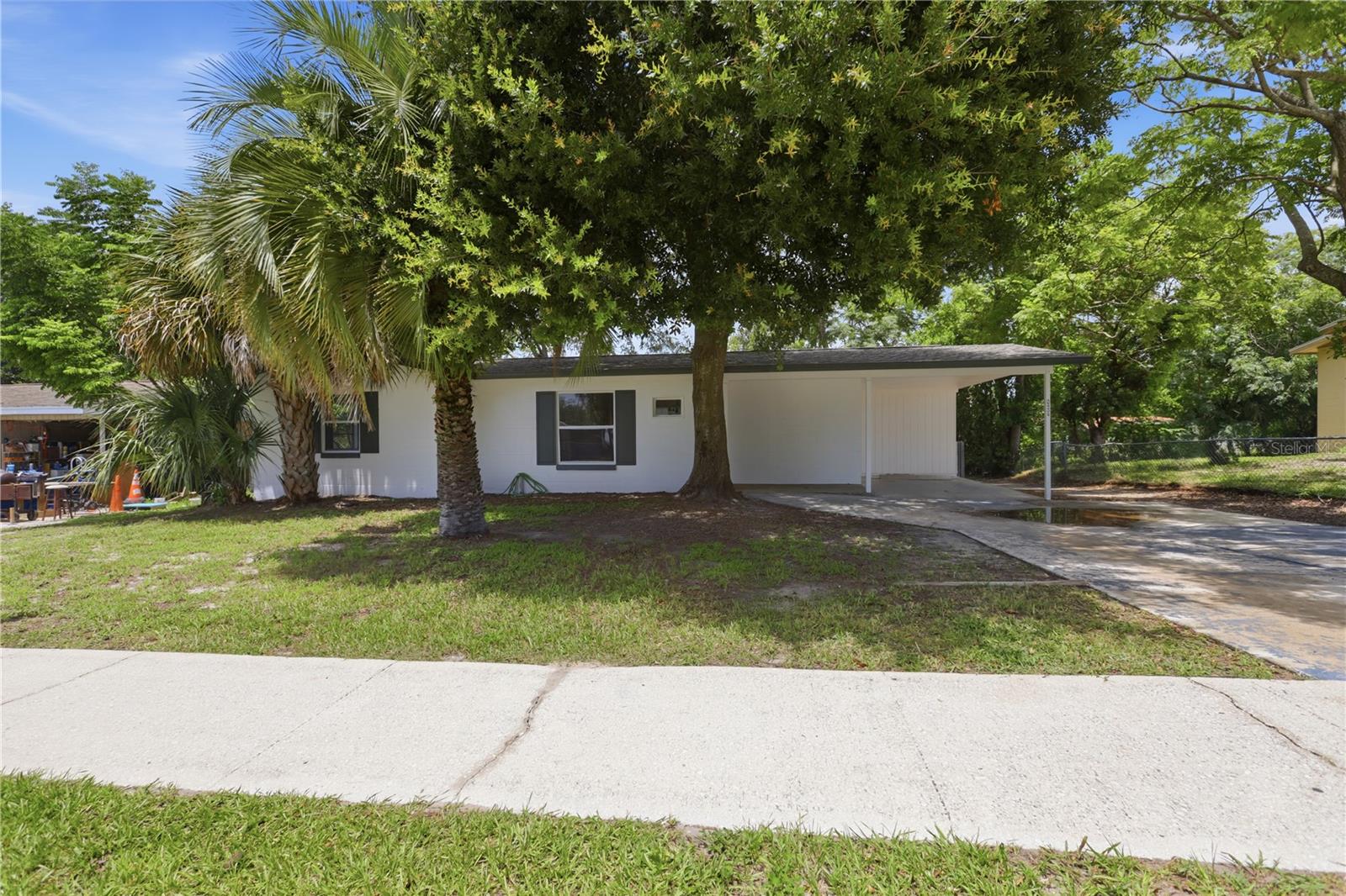 2434 CARDENA AVE, DELTONA, FL