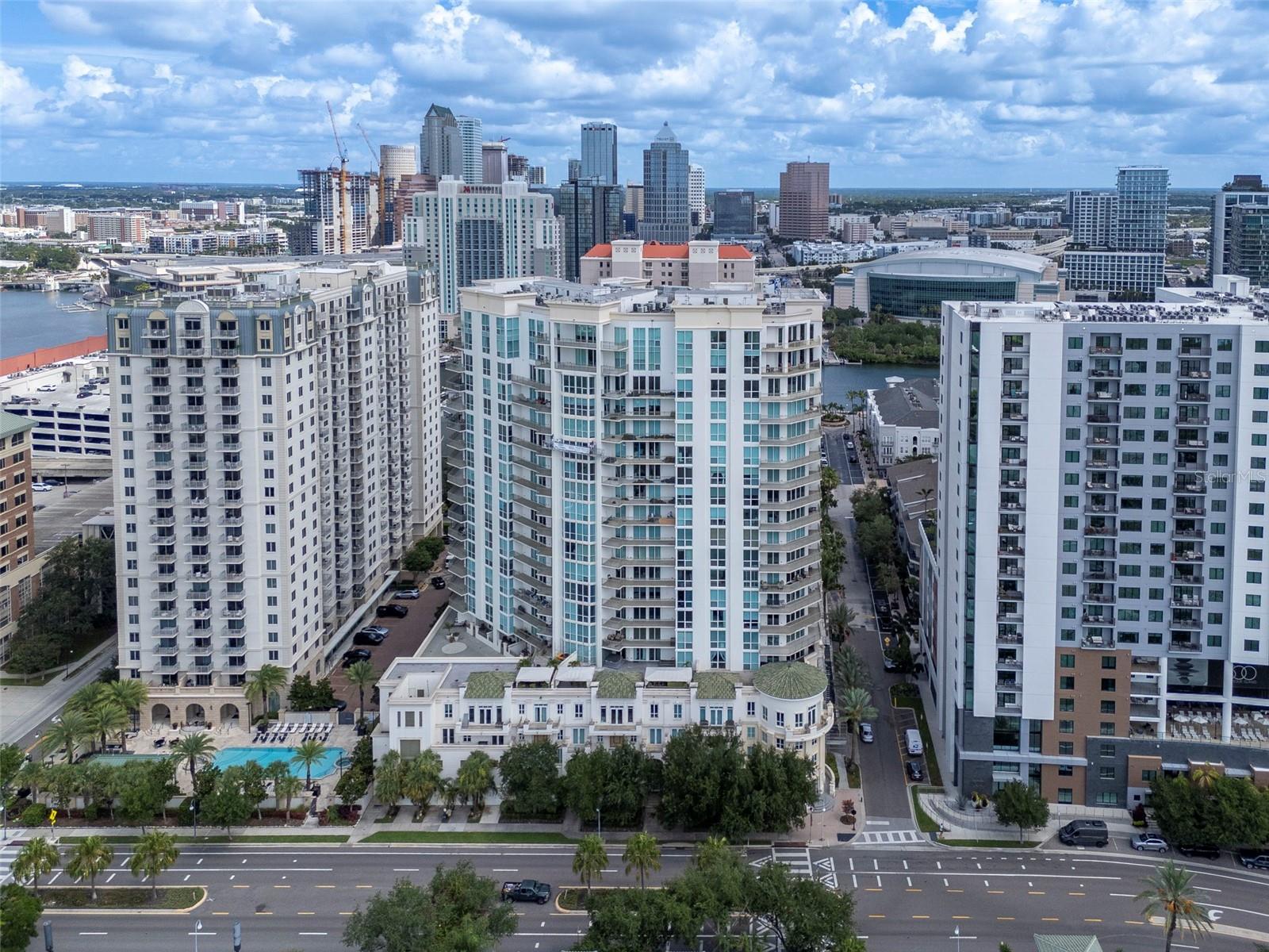 450 KNIGHTS RUN AVE #1503, TAMPA, FL