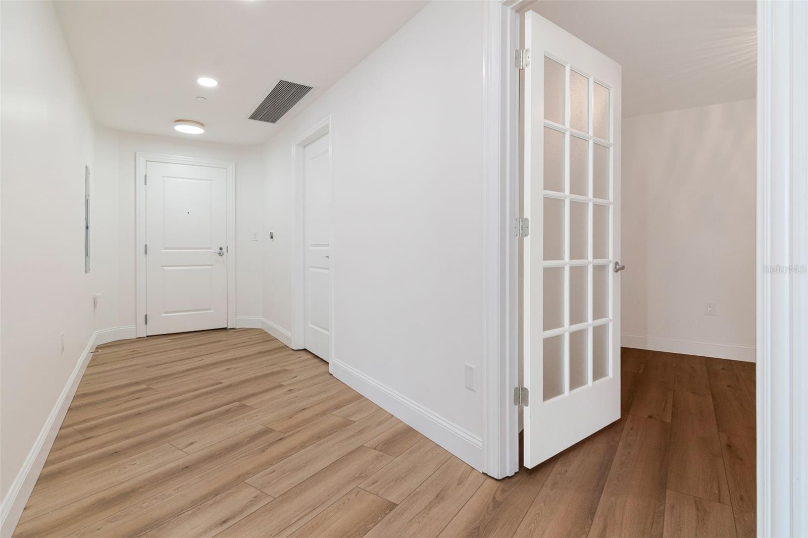 450 KNIGHTS RUN AVE #1503, TAMPA, FL — photo 13