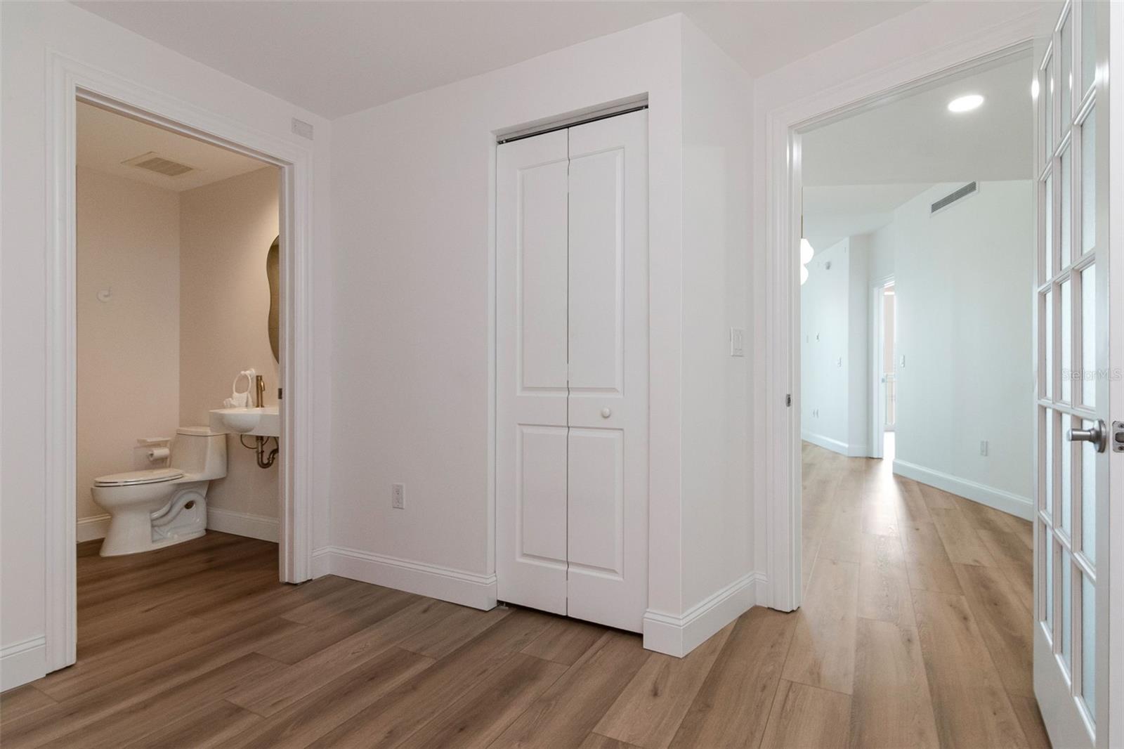 450 KNIGHTS RUN AVE #1503, TAMPA, FL — photo 14