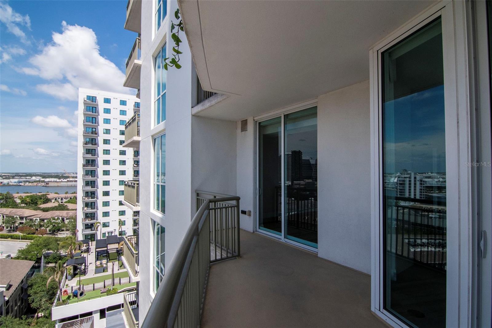 450 KNIGHTS RUN AVE #1503, TAMPA, FL — photo 26