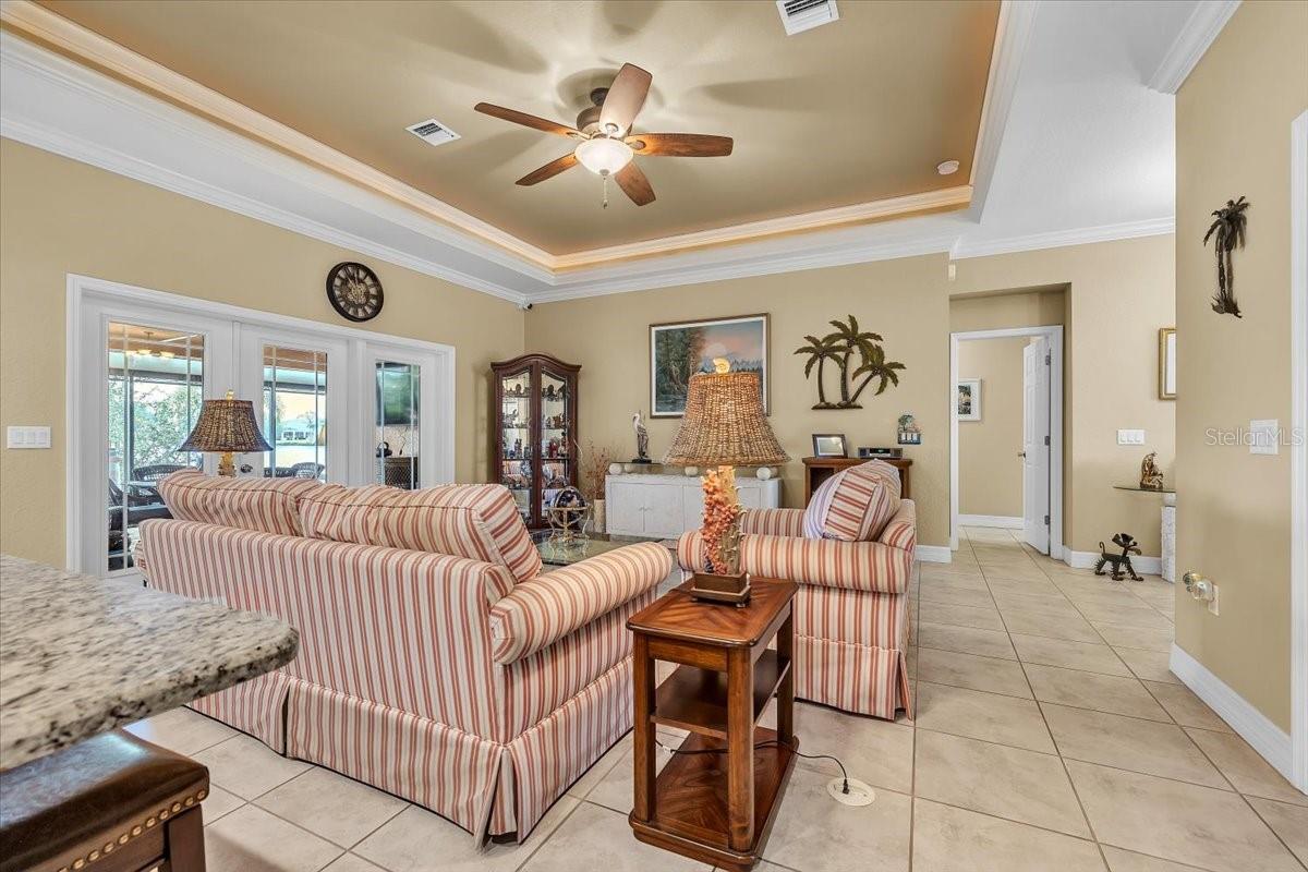 11614 SW COURTLY MANOR DR, LAKE SUZY, FL — photo 5