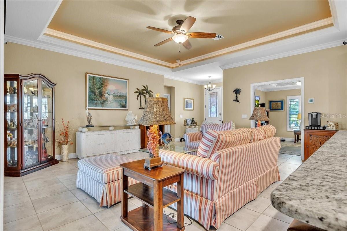 11614 SW COURTLY MANOR DR, LAKE SUZY, FL — photo 6