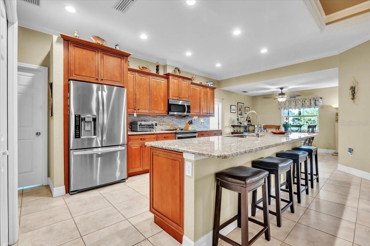 11614 SW COURTLY MANOR DR, LAKE SUZY, FL — photo 8