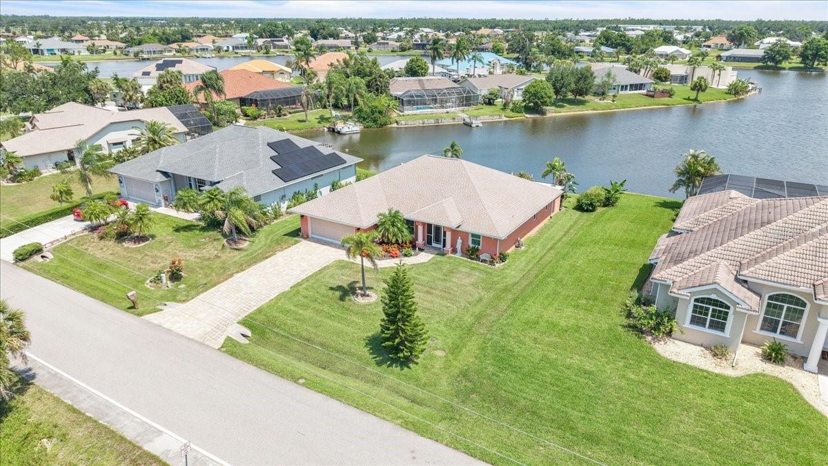 11614 SW COURTLY MANOR DR, LAKE SUZY, FL — photo 47
