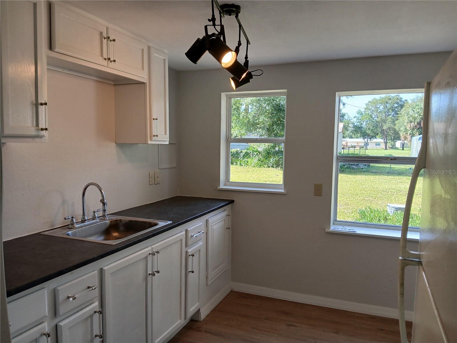 10424 E VICTORY LN, INVERNESS, FL — photo 9