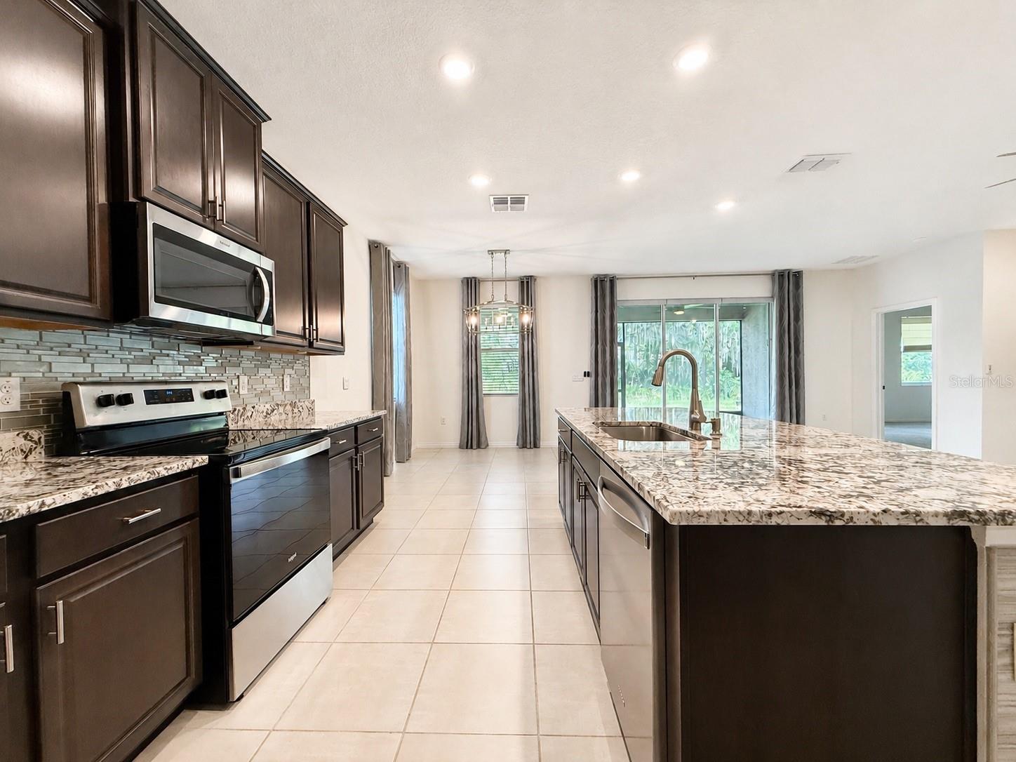12544 SHINING WILLOW ST, RIVERVIEW, FL — photo 9