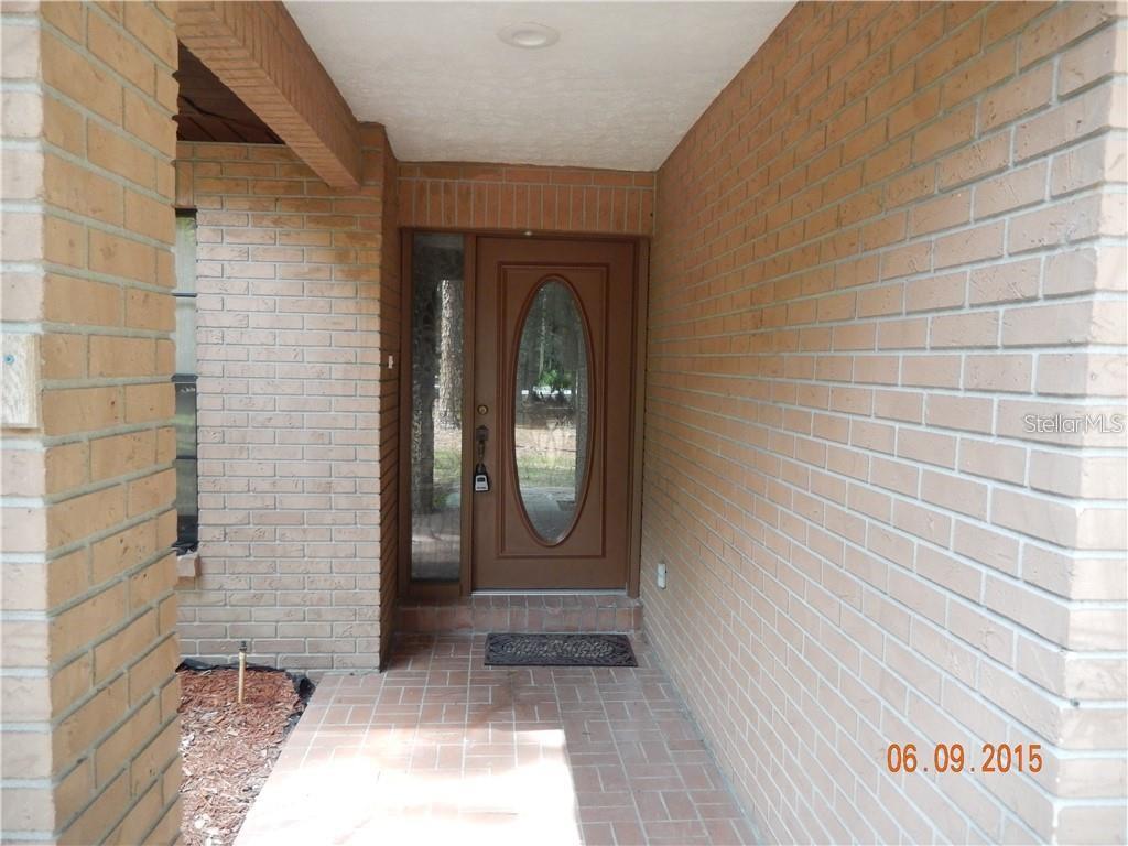 8925 QUAIL RUN DR, WESLEY CHAPEL, FL — photo 3