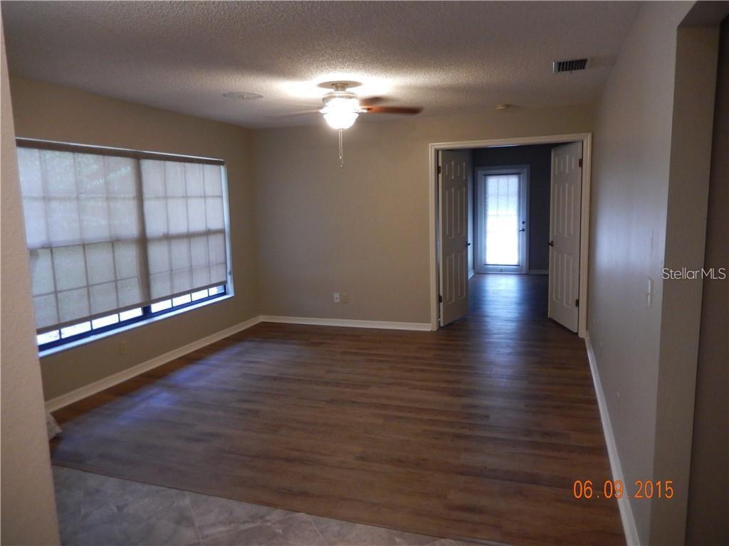 8925 QUAIL RUN DR, WESLEY CHAPEL, FL — photo 4