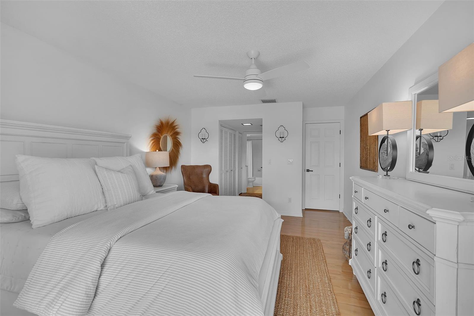 1142 BIRD BAY WAY #301, VENICE, FL — photo 11