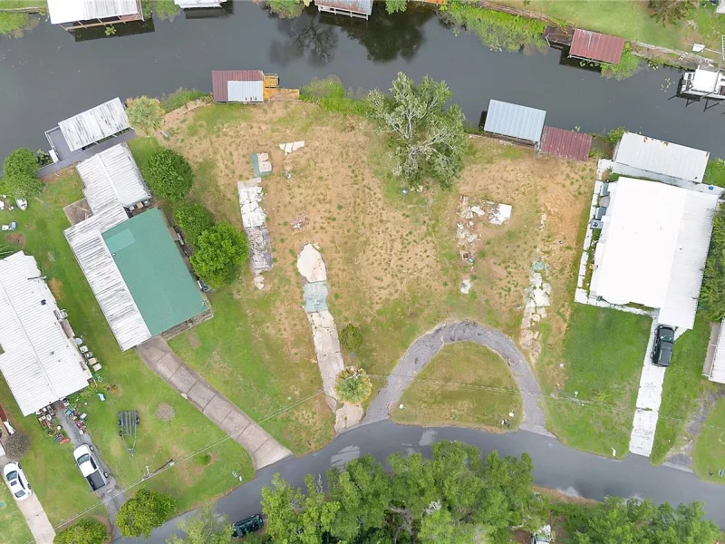 13450 PALM DR, ASTATULA, FL