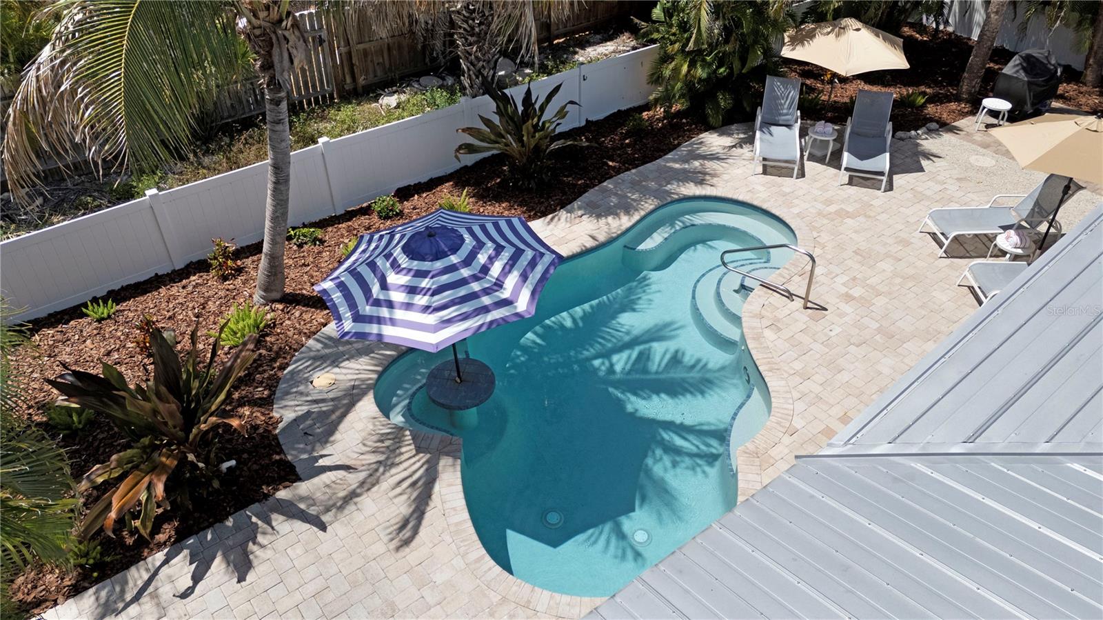 110 PALM AVE, ANNA MARIA, FL — photo 3