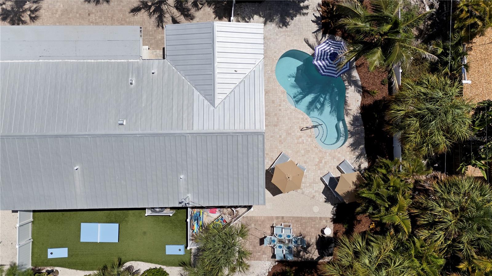 110 PALM AVE, ANNA MARIA, FL — photo 34