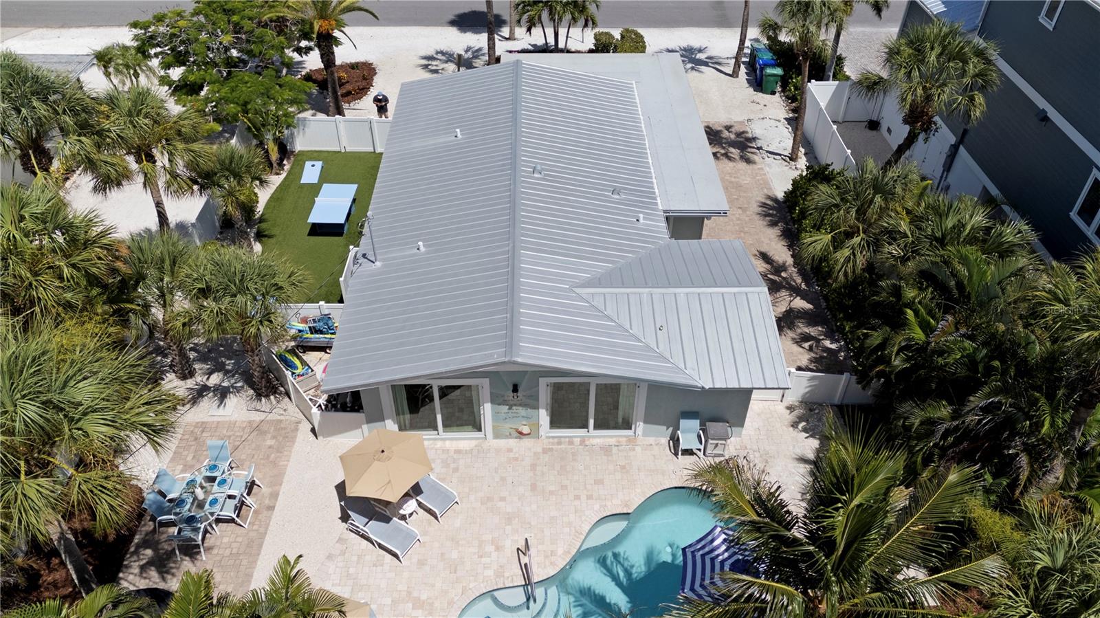 110 PALM AVE, ANNA MARIA, FL — photo 43