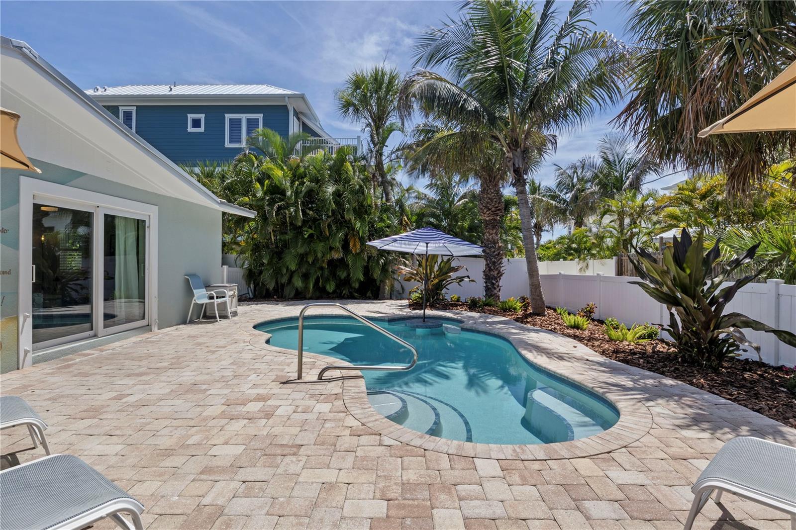 110 PALM AVE, ANNA MARIA, FL — photo 47