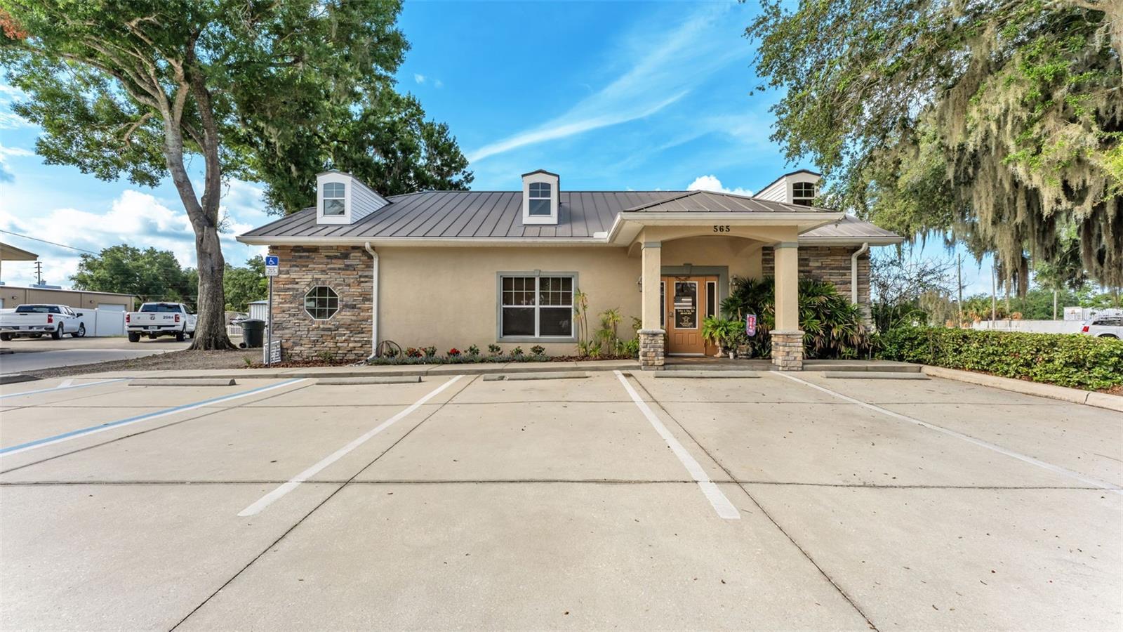 565 W MAIN ST, BARTOW, FL