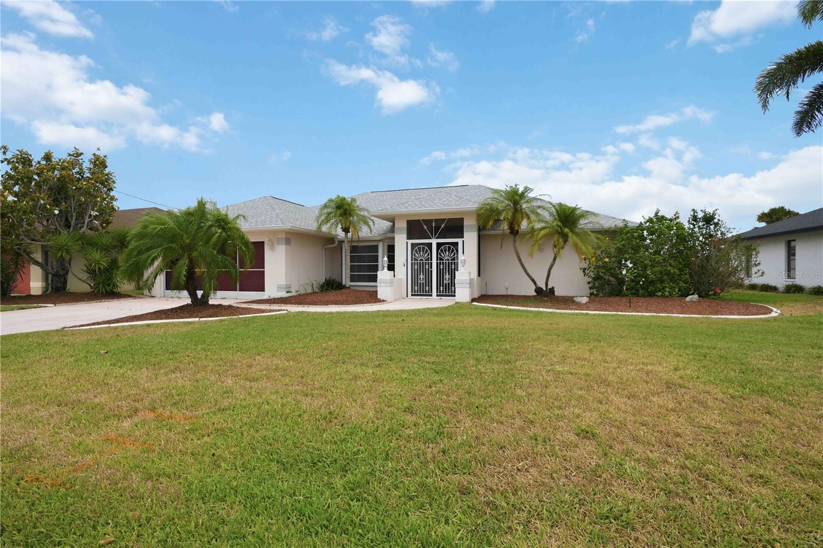 63 CLUBHOUSE RD, ROTONDA WEST, FL — photo 2