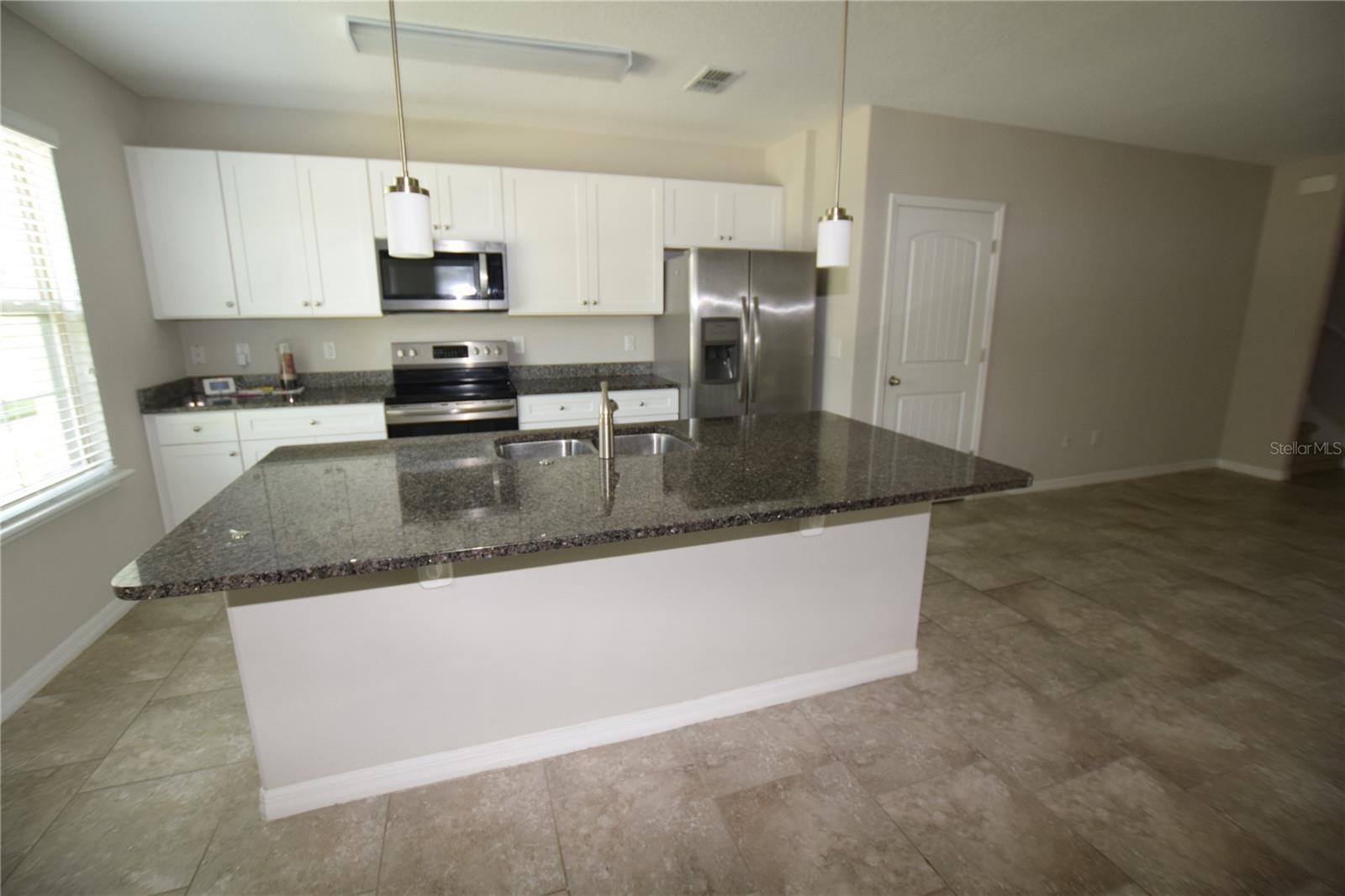 16097 PEBBLE BLUFF LOOP, WINTER GARDEN, FL — photo 8