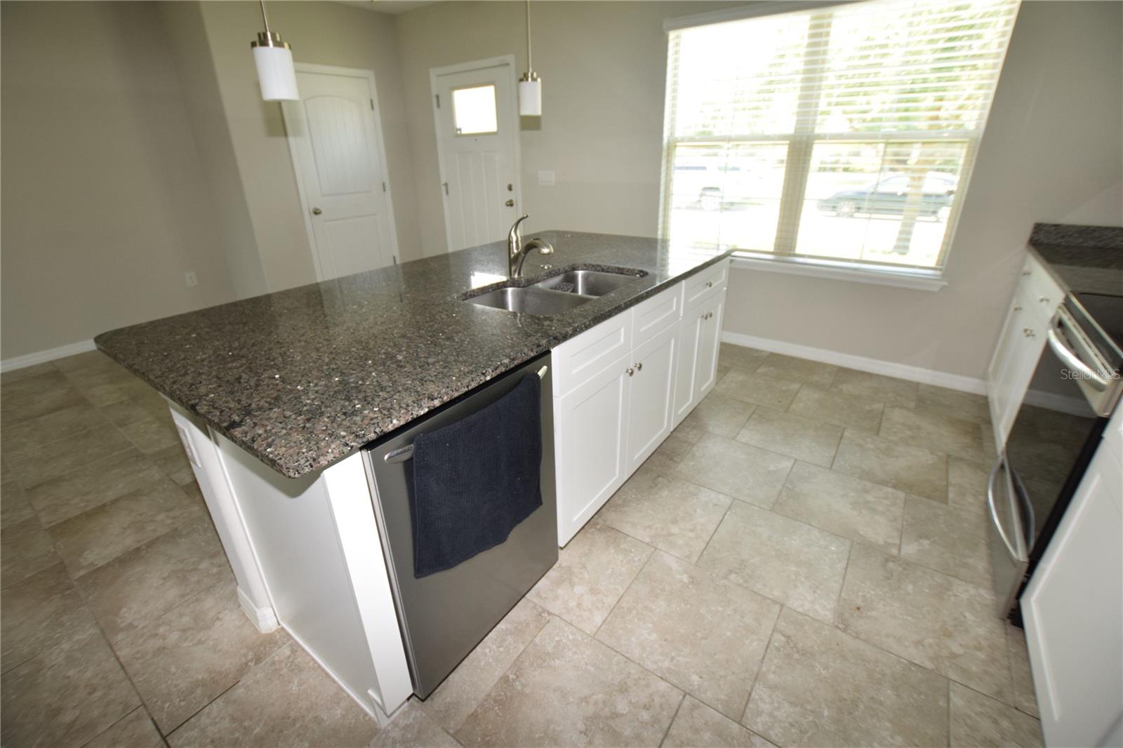 16097 PEBBLE BLUFF LOOP, WINTER GARDEN, FL — photo 11