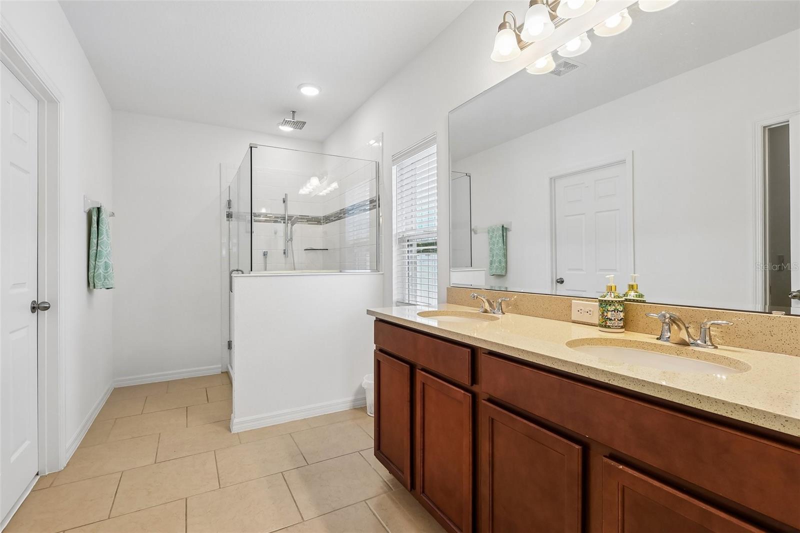 833 AVENAL LN, DAVENPORT, FL — photo 11