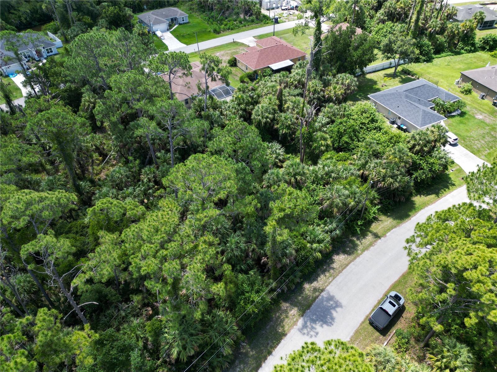 MAYWOOD LN, NORTH PORT, FL — photo 2