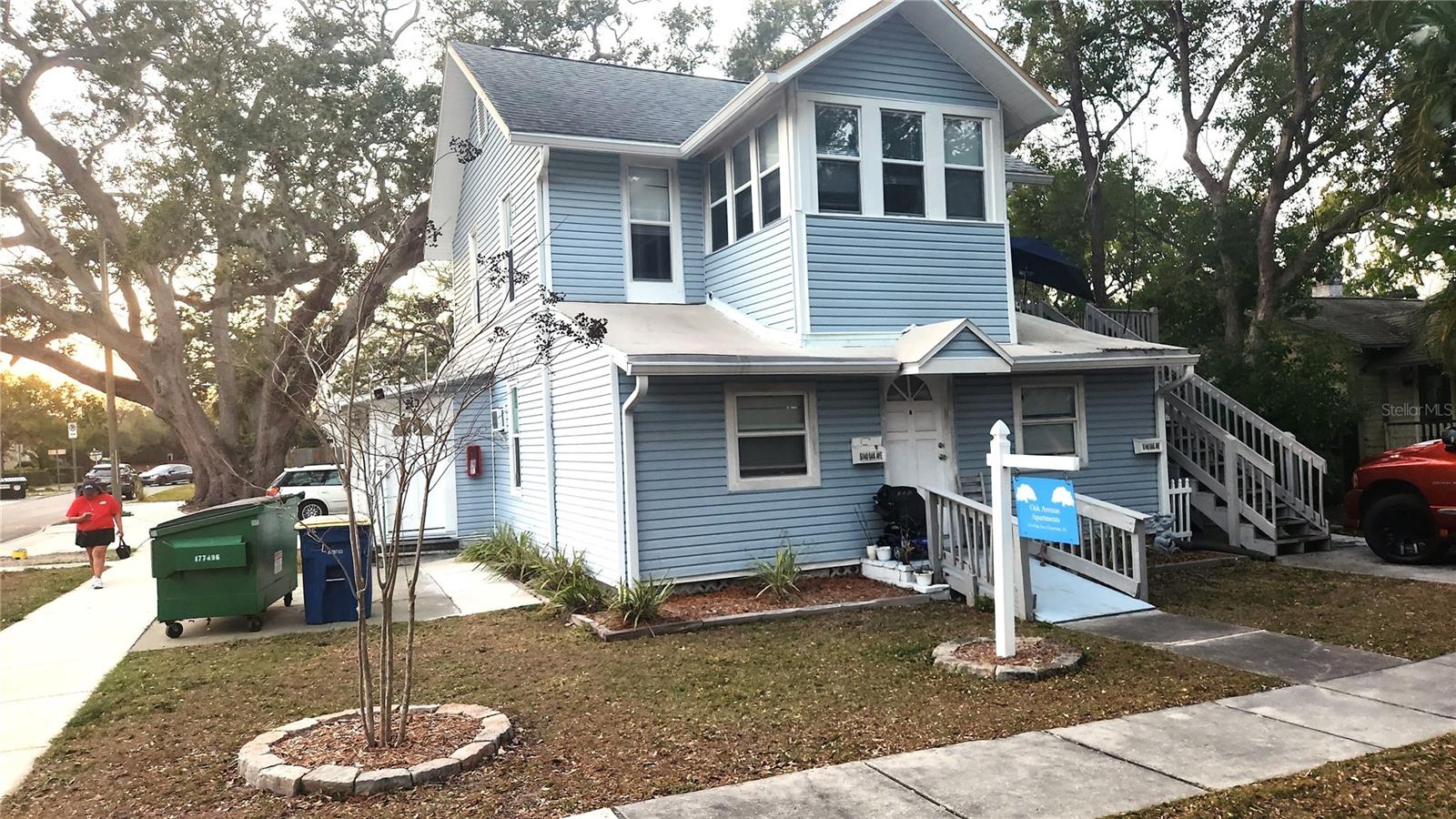 614 OAK AVE, CLEARWATER, FL — photo 2