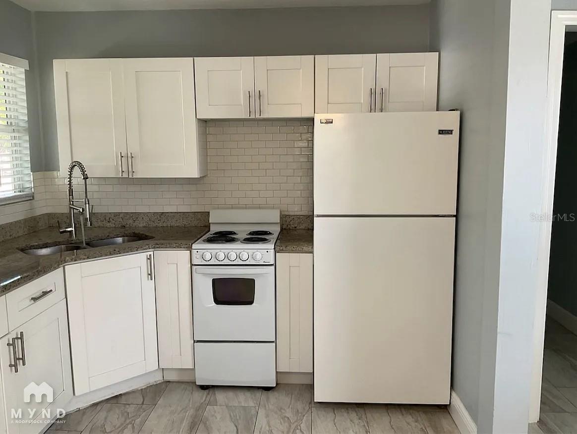 614 OAK AVE, CLEARWATER, FL — photo 11