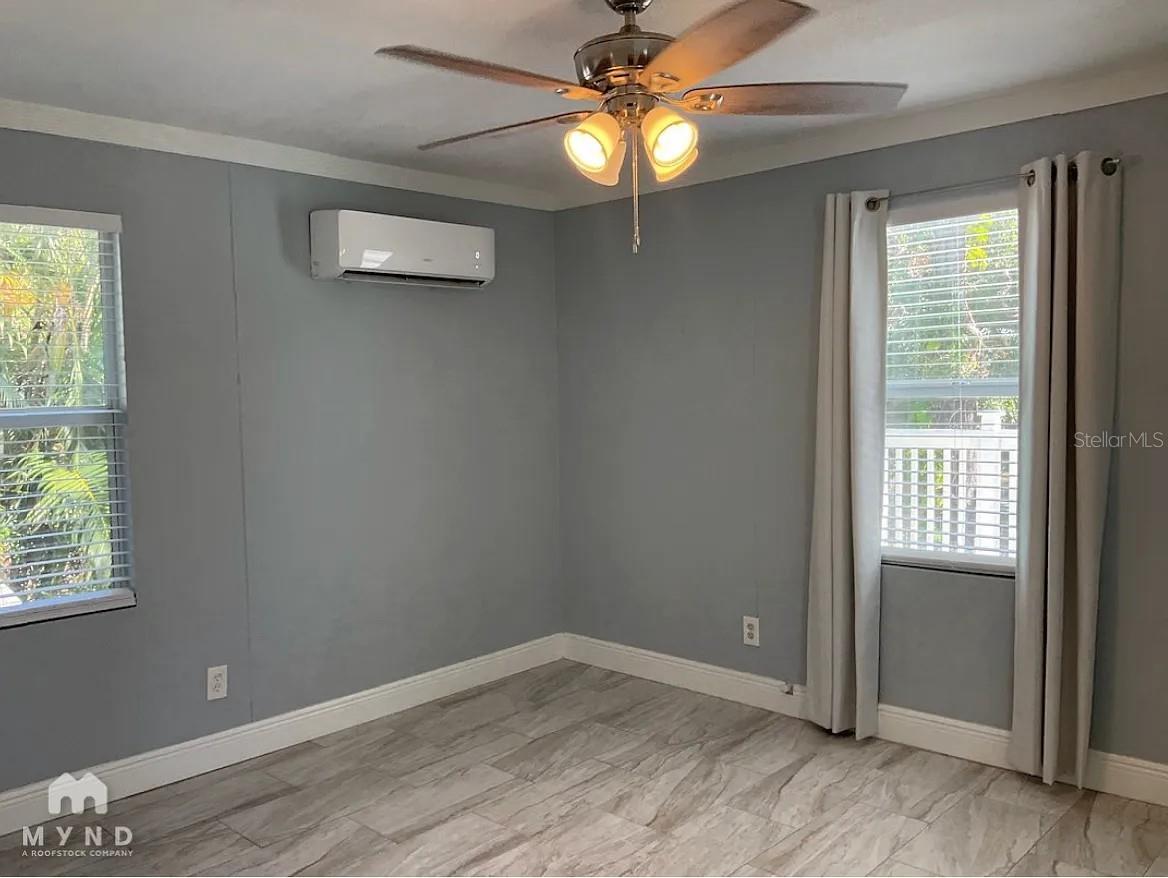 614 OAK AVE, CLEARWATER, FL — photo 32