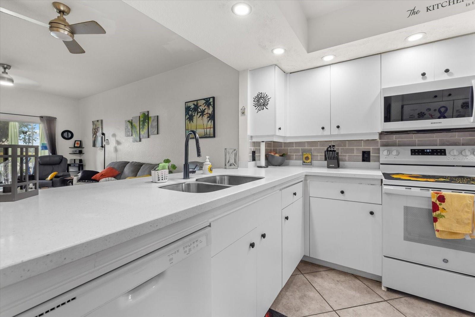 5800 SABAL TRACE DR #103, NORTH PORT, FL — photo 9