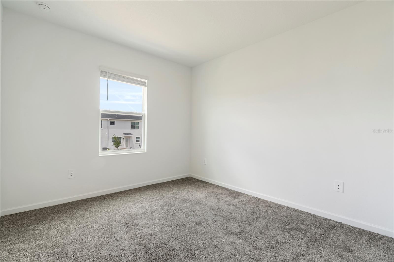 264 NINE IRON DR, DAVENPORT, FL — photo 17