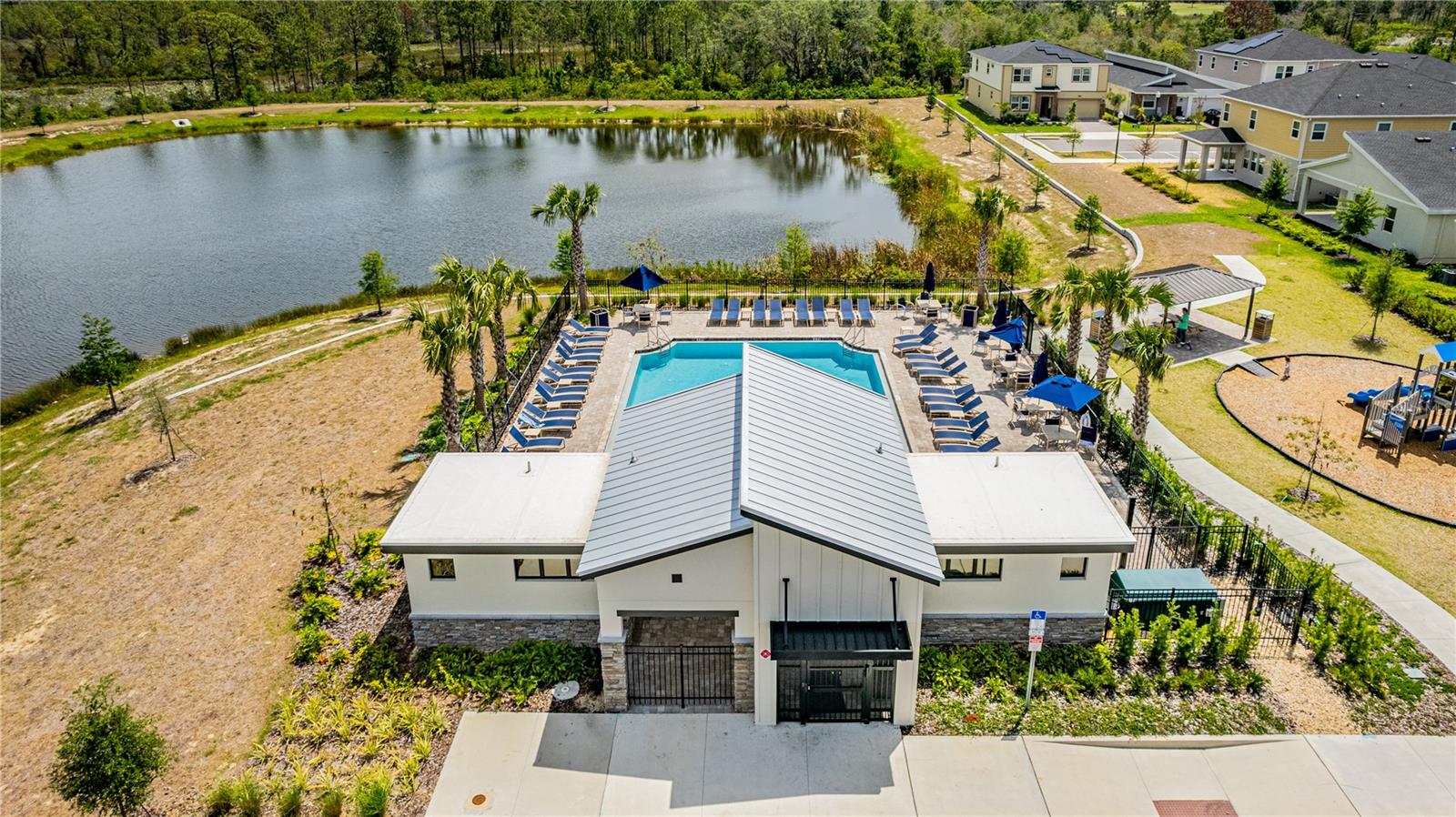 264 NINE IRON DR, DAVENPORT, FL — photo 28
