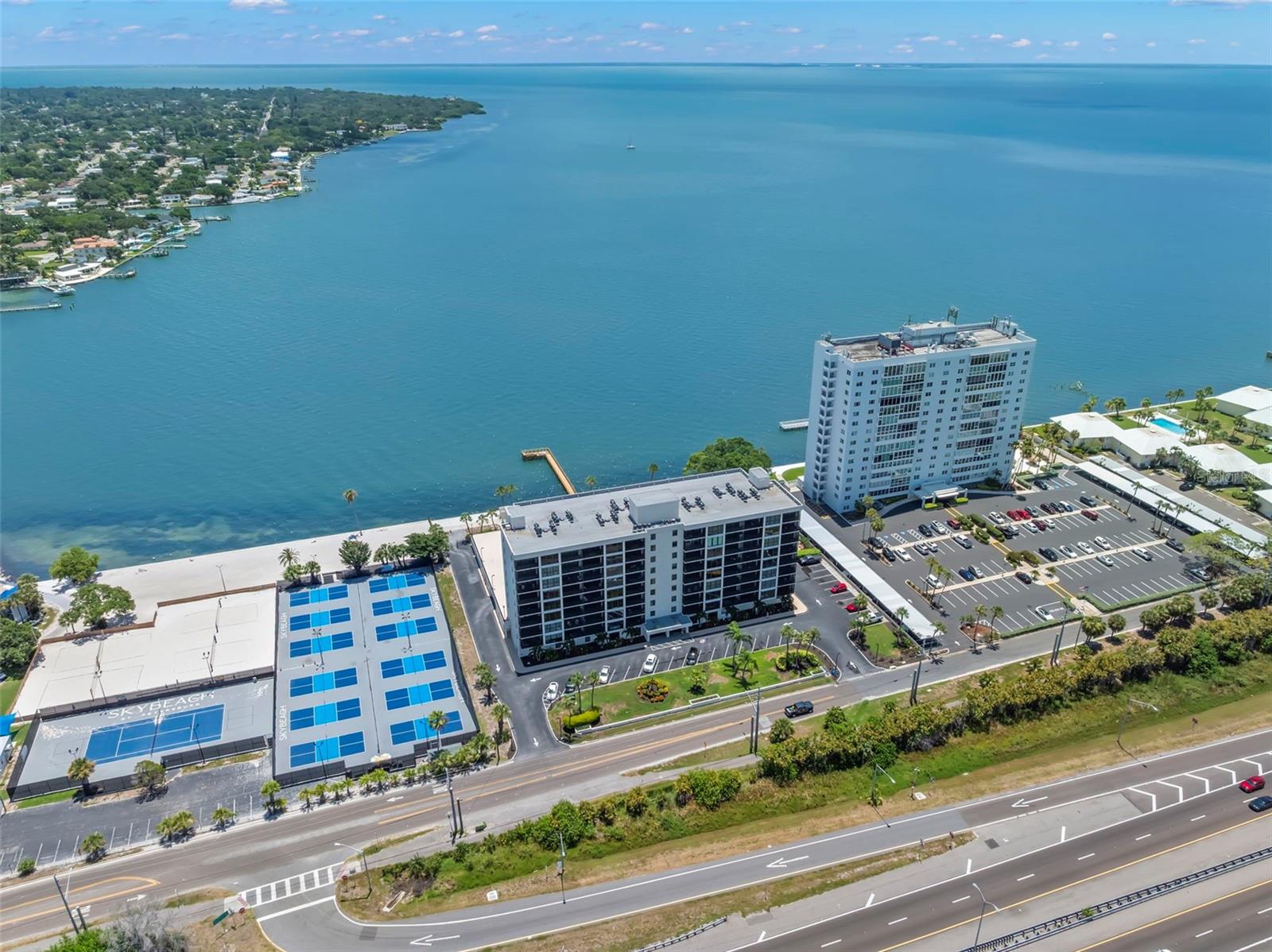 7100 SUNSHINE SKYWAY LN S #703, ST PETERSBURG, FL — photo 47