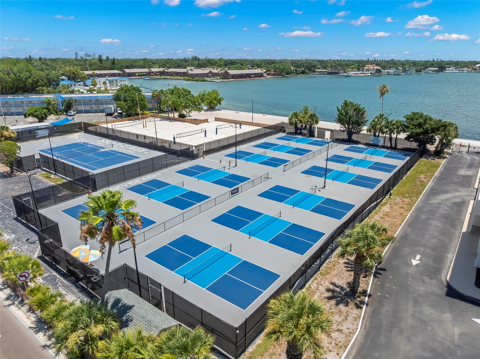 7100 SUNSHINE SKYWAY LN S #703, ST PETERSBURG, FL — photo 49