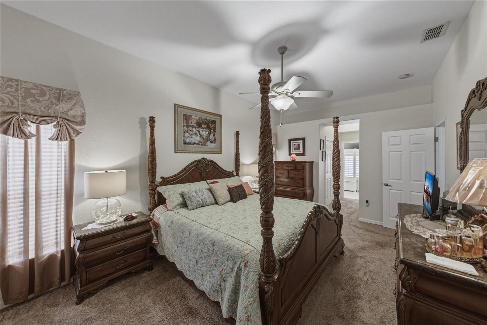 12215 WOODLANDS CIR, DADE CITY, FL — photo 32