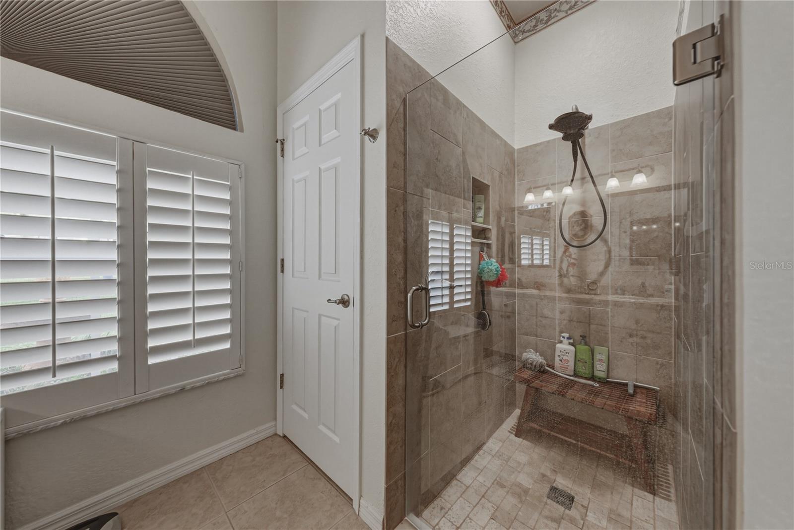 12215 WOODLANDS CIR, DADE CITY, FL — photo 36